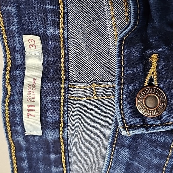 LEVIS 711 dark wash skinny jeans - Picture 5 of 6